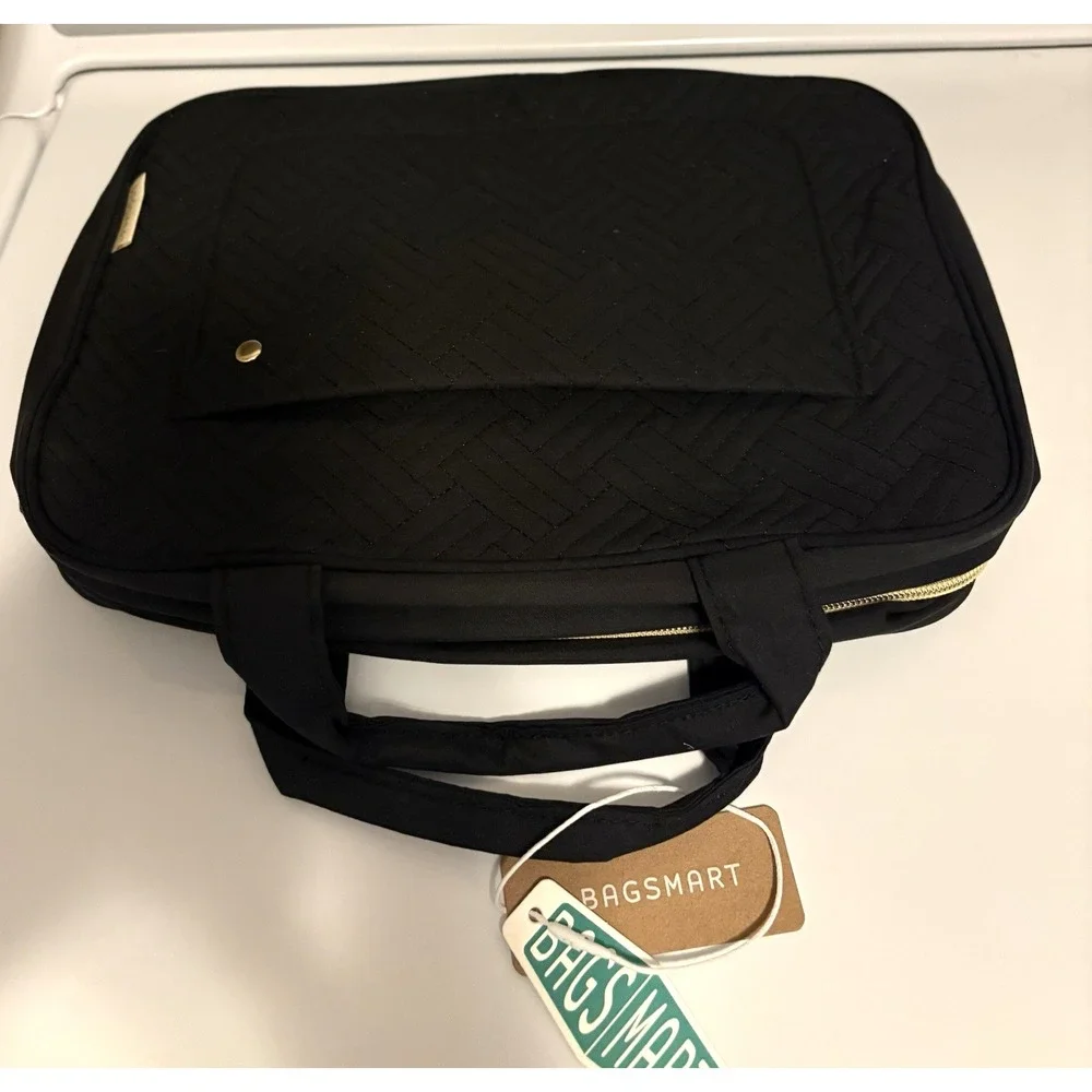 BAGSMART Large Toiletry Bag Travel Bag with Hanging Hook, Water-resistant Makeup